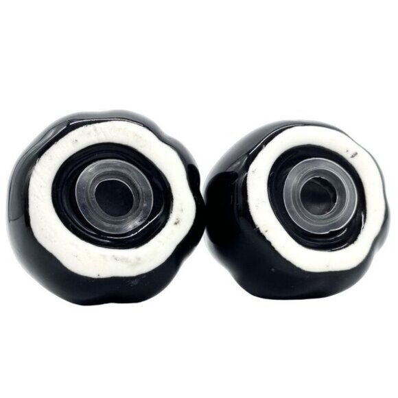 Cracker Barrel Day Of The Dead Pumpkin Salt and Pepper Shakers Set New - Picture 7 of 8